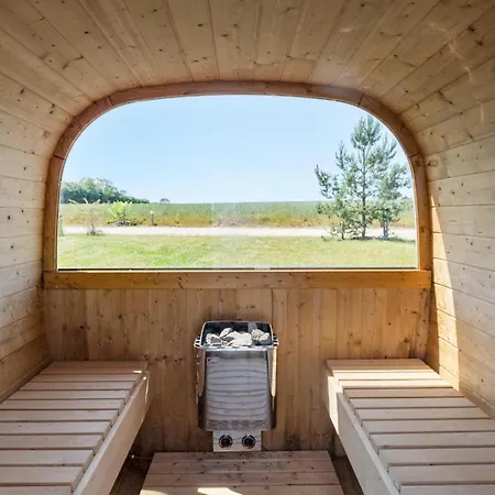 Beautiful In With Sauna Сasa de vacaciones *