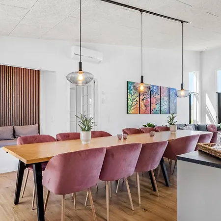 Beautiful In With Sauna Сasa de vacaciones *