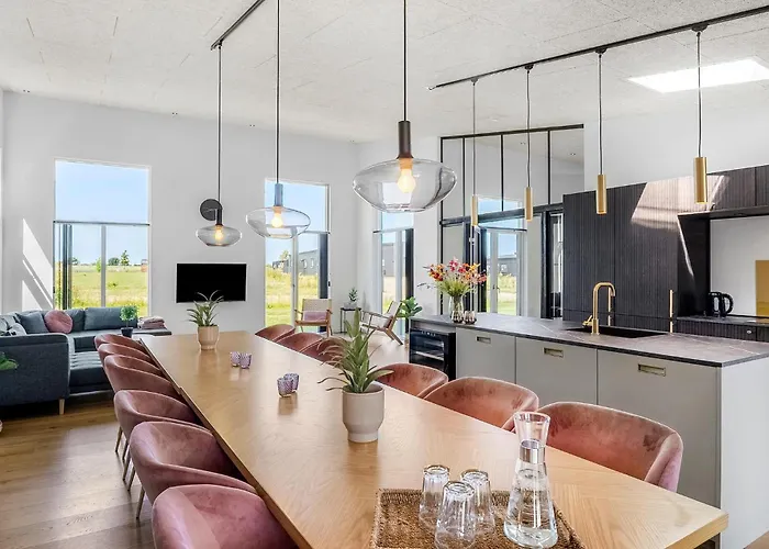 Beautiful In With Sauna